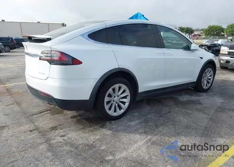 2020 Tesla Model X Long Range Dual Motor All-Wheel Drive/Long Range Plus Dual Motor All-Wheel Drive z USA, uszkodzony, nr VIN 5YJXCDE22LF248313